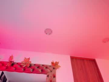 Amelyamann solo masturbation