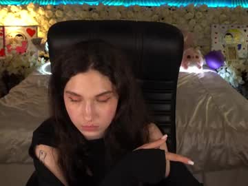 Babyflowerr tits and ass show - 2024-09-27