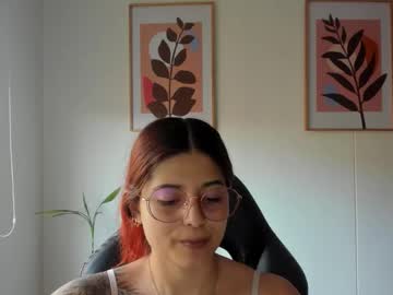 Shylittlebunny pussy play