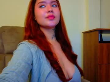 Daddys_little_secrett ass play - 03-11-2023