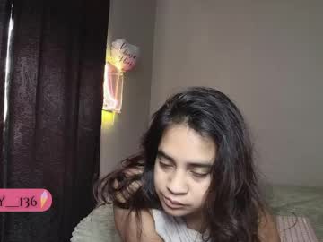 Chloe_maia1 fingering show - 09-18-2023