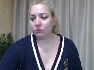 Ohsweetiren solo masturbation show