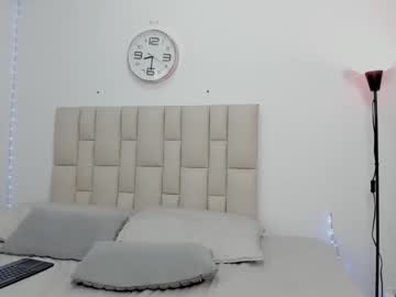 Sopphiefox solo masturbation show