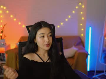 Hannarosie tits and ass