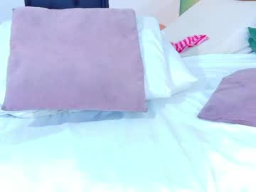 Curvyebonyy_ self squirt