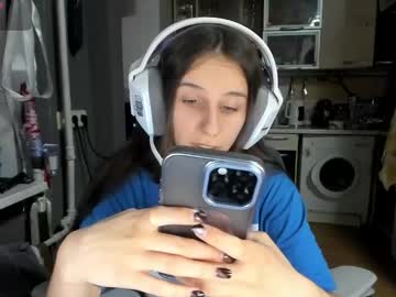 _nika_kik tits - 01.06.2026