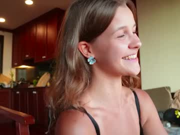 Eli_sun fingering camshow - April 21 2023