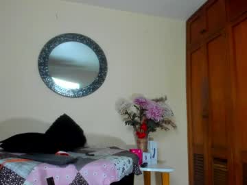 Nicole_santana_ with friend - 05/11/2022