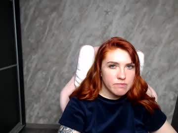 Reginasmilee tits and ass show