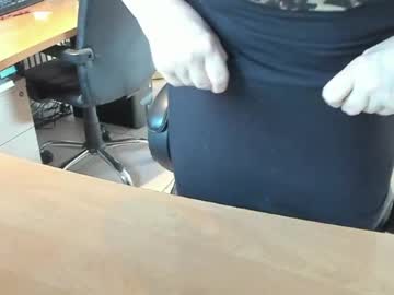 Tammy4camfun with friend show