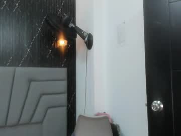 Angie_will toy fun show