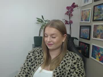 Mysteryericax tits - December 08 2023