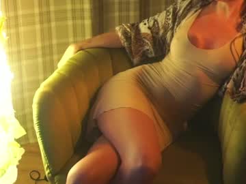 Redsparrow__ deepthroat camshow - 01.04.2024