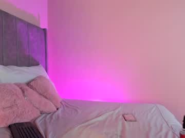 Sarigarcia with friend show