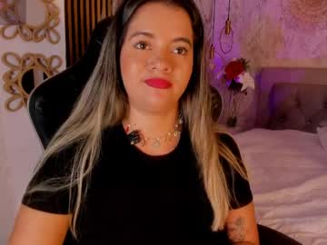 Leidy2022_ with friend