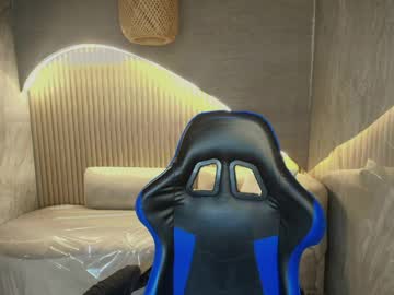 Liat_hoz tits and ass show