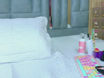 Veronica_roose with friend - 2023 December 08