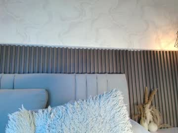 Shanonclark pussy camshow - August 12 2025