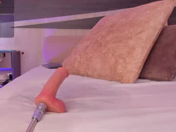 Dana_haze self squirt camshow