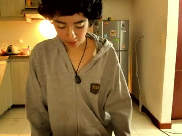 Petitee_lunna pussy play show - 2023-07-19