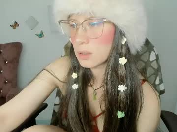 Zooeybelair fingering show