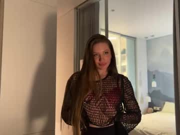 Kiramystery solo masturbation