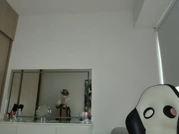 Kaliffa_zoe with friend