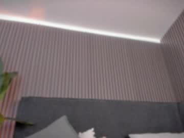 Emelie_89 deepthroat show