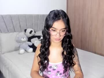 Sarah_stone15 toy fun camshow