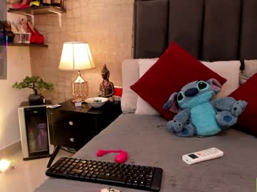 Mariana_c ass play camshow