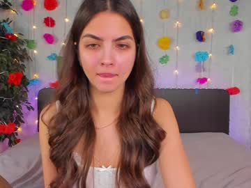 Milana_crystal_ ass play