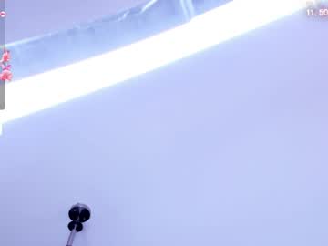 Emily___fox tits and ass show