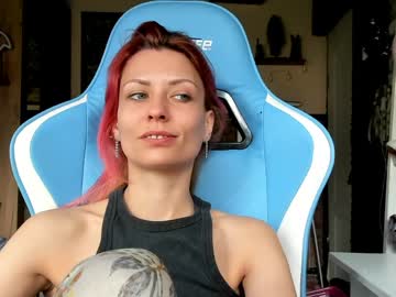 Karoline121 self squirt - 05-03-2023