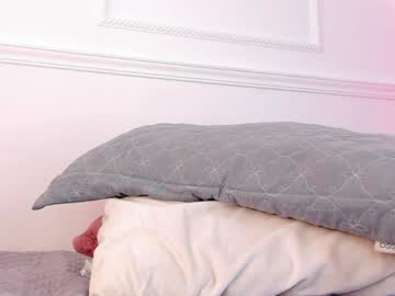 Sarah_bonneth lesbian - 08 November 2022