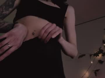 Erohaze masturbation