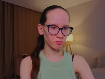 Lynettebails pvt show