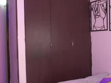 Roxanasmiith toy fun show