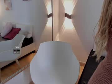 Emilysumer pussy camshow