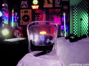 Camilaramirez_ toy fun