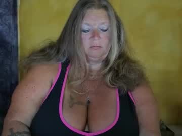 Vampwoman solo masturbation - August 16 2023