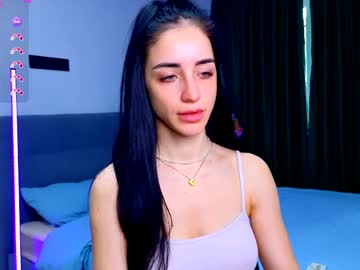 Emma_jordan tits and ass show