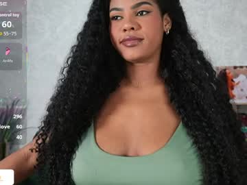 Naomixjones1 deepthroat