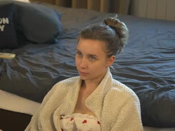 2girls_1dream pusssy show - 03/23/2023