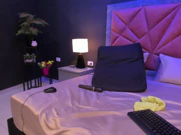 Mia_milff hot show - 2023.07.30