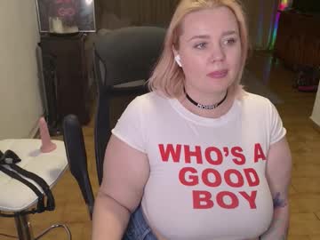 Showmebbw tits and ass - August 15 2022