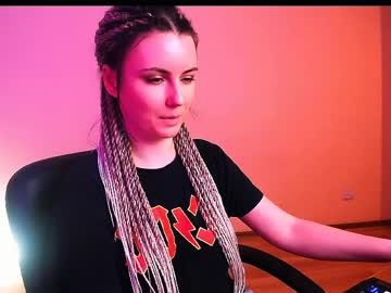 Too_beautiful with friend show