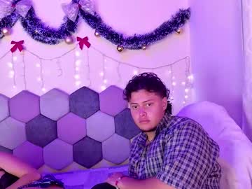 Desireduo_tgn footjob show