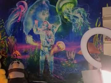 Queenlamia self squirt