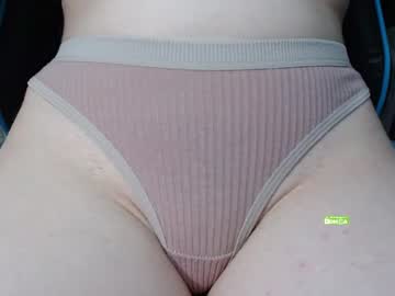 Nastisweet fingering camshow - 04.23.2024