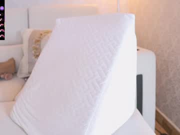 Kellyfernandes pussy camshow